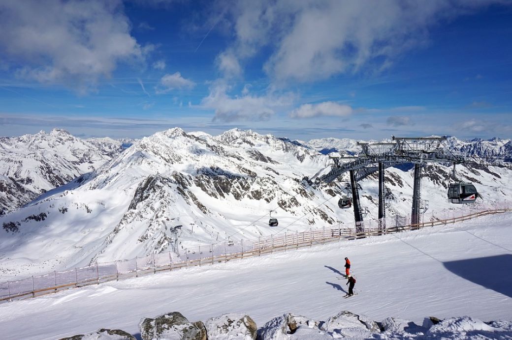 Why Banff Skiing is the Ultimate Winter Adventure!